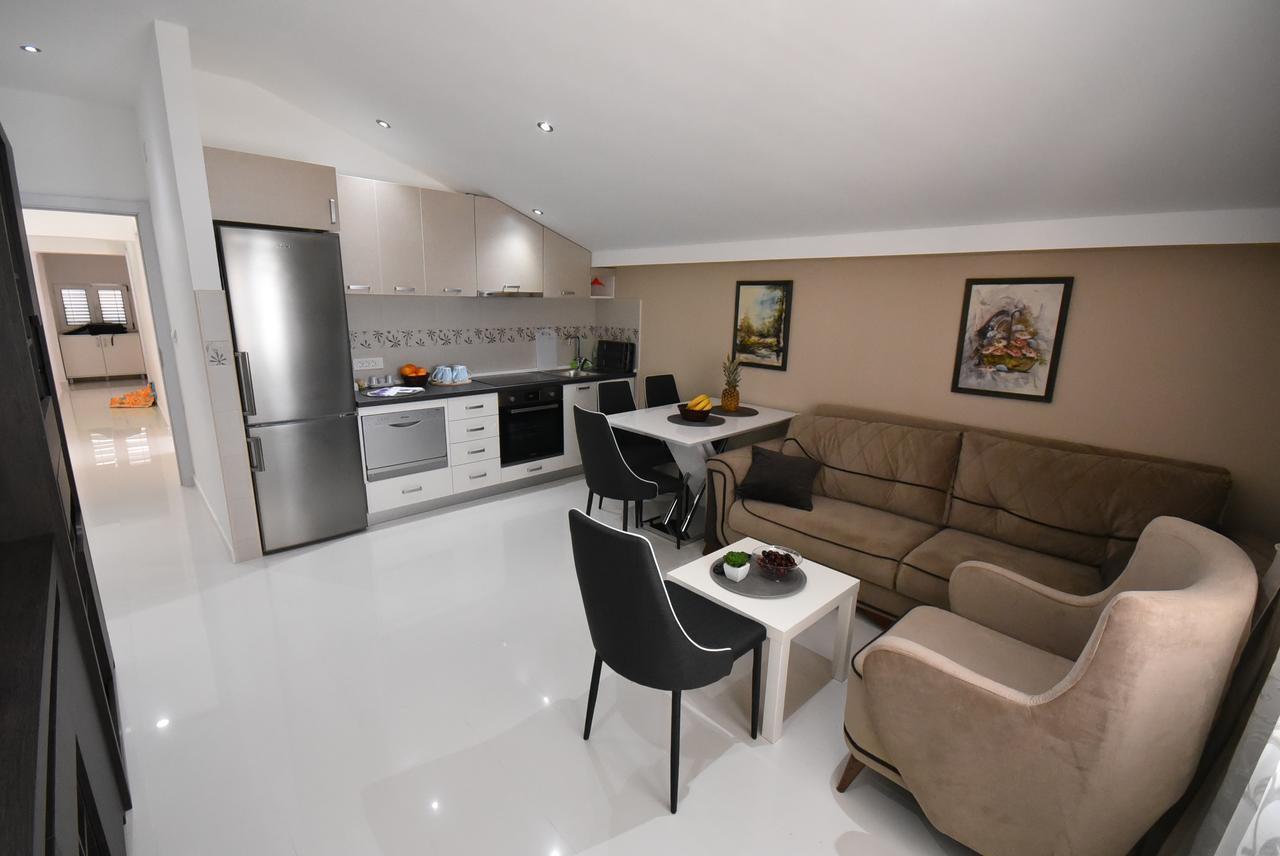Apartment Aqua Herceg Novi Dış mekan fotoğraf